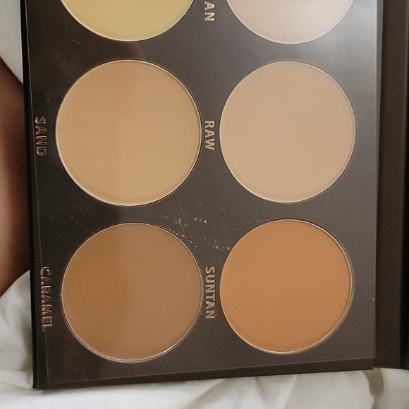 KAB Contour Pallette - Picture 6 of 6